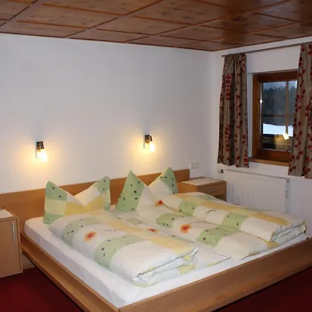 公寓式酒店 Spottlinghof Kals-am Großglockner